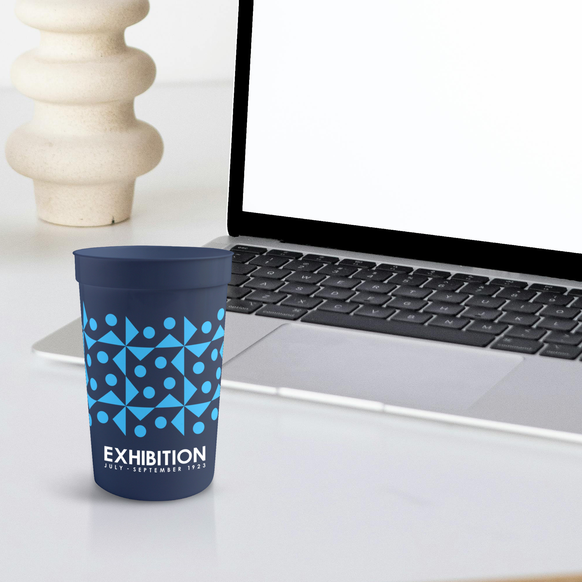 355ml Plastic Stadium Cup - Image 6