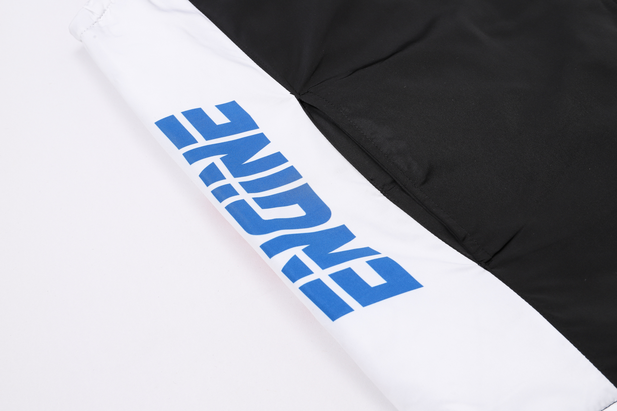 Highly Customized Gilet - Image 6