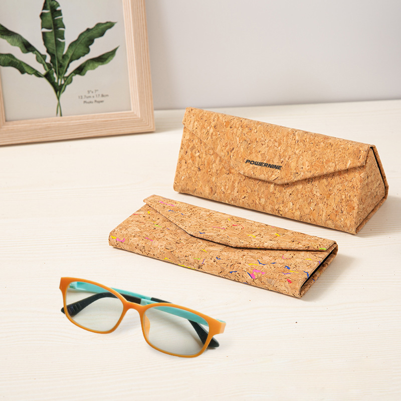 Foldable Cork Glasses Case - Image 7