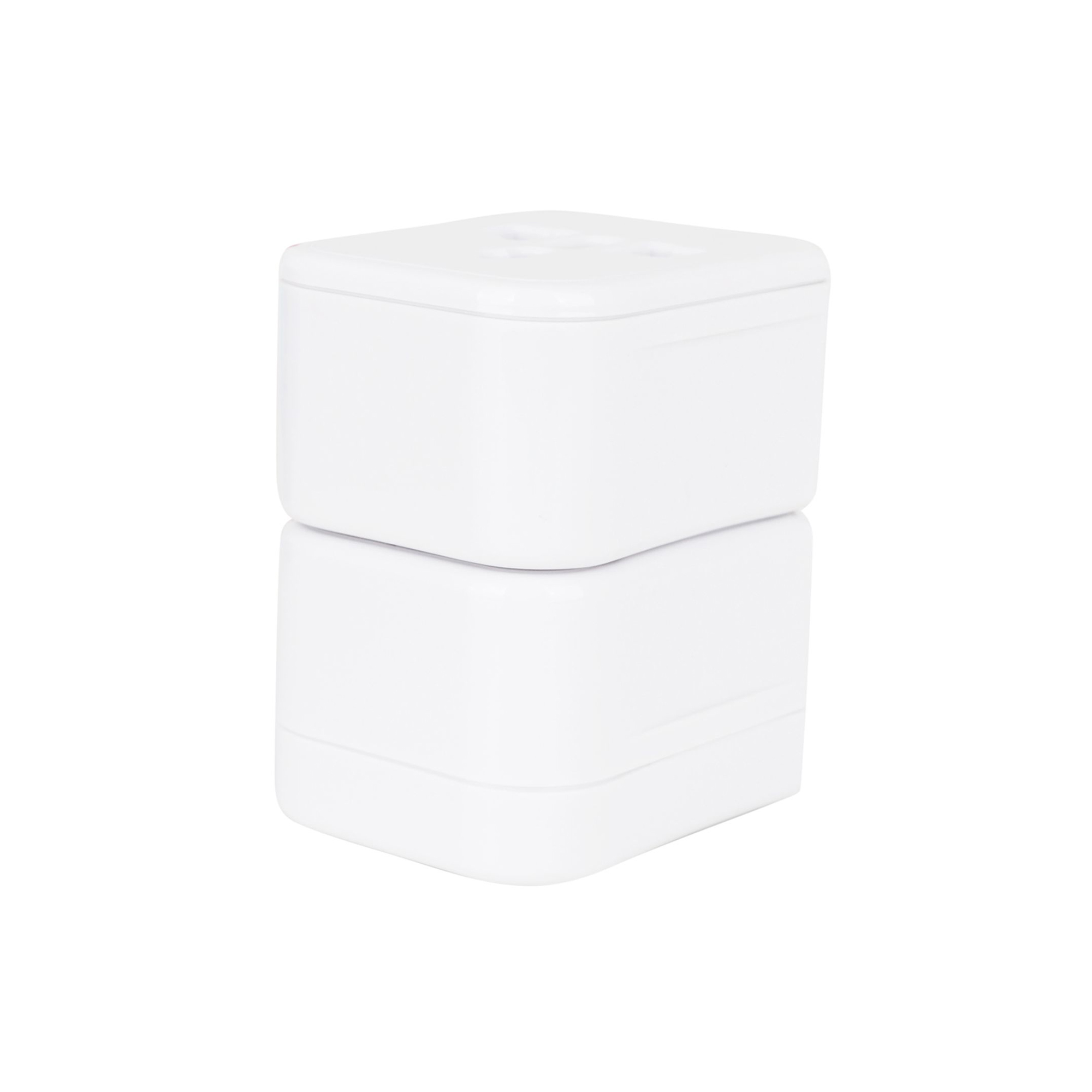 Universal Travel Adapter Kit - Image 2