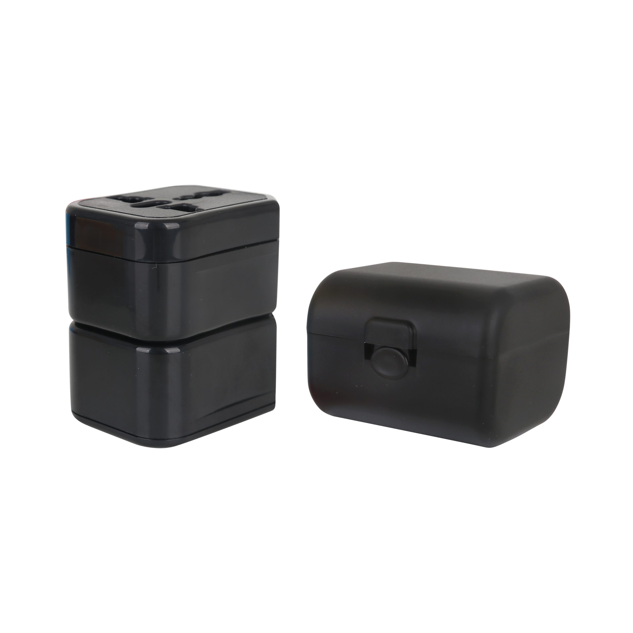 Universal Travel Adapter Kit - Image 14