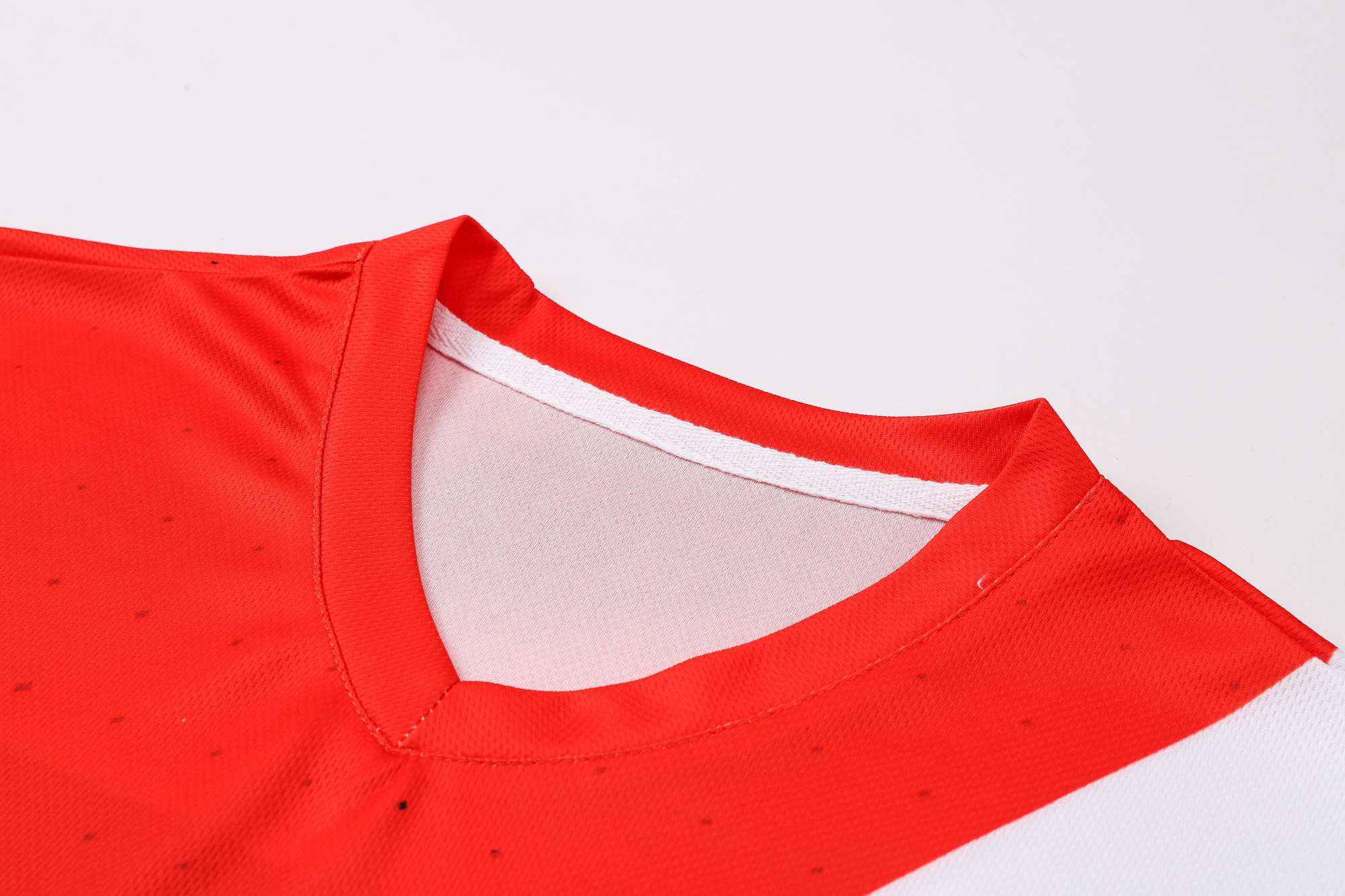 Unisex Adults 100% Polyester Micro Mesh V-Neck Long Sleeves Football Jersey - Image 4