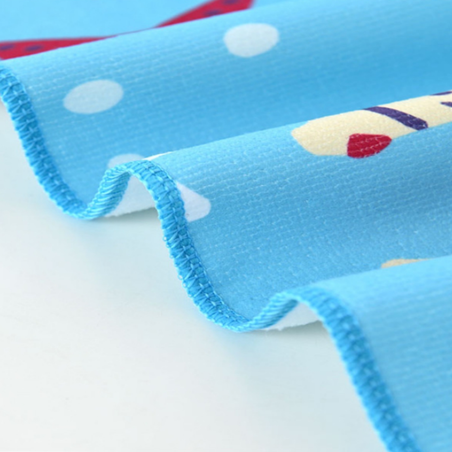 100% Microfibre Sublimation Kids Hooded Change Towel - Image 5