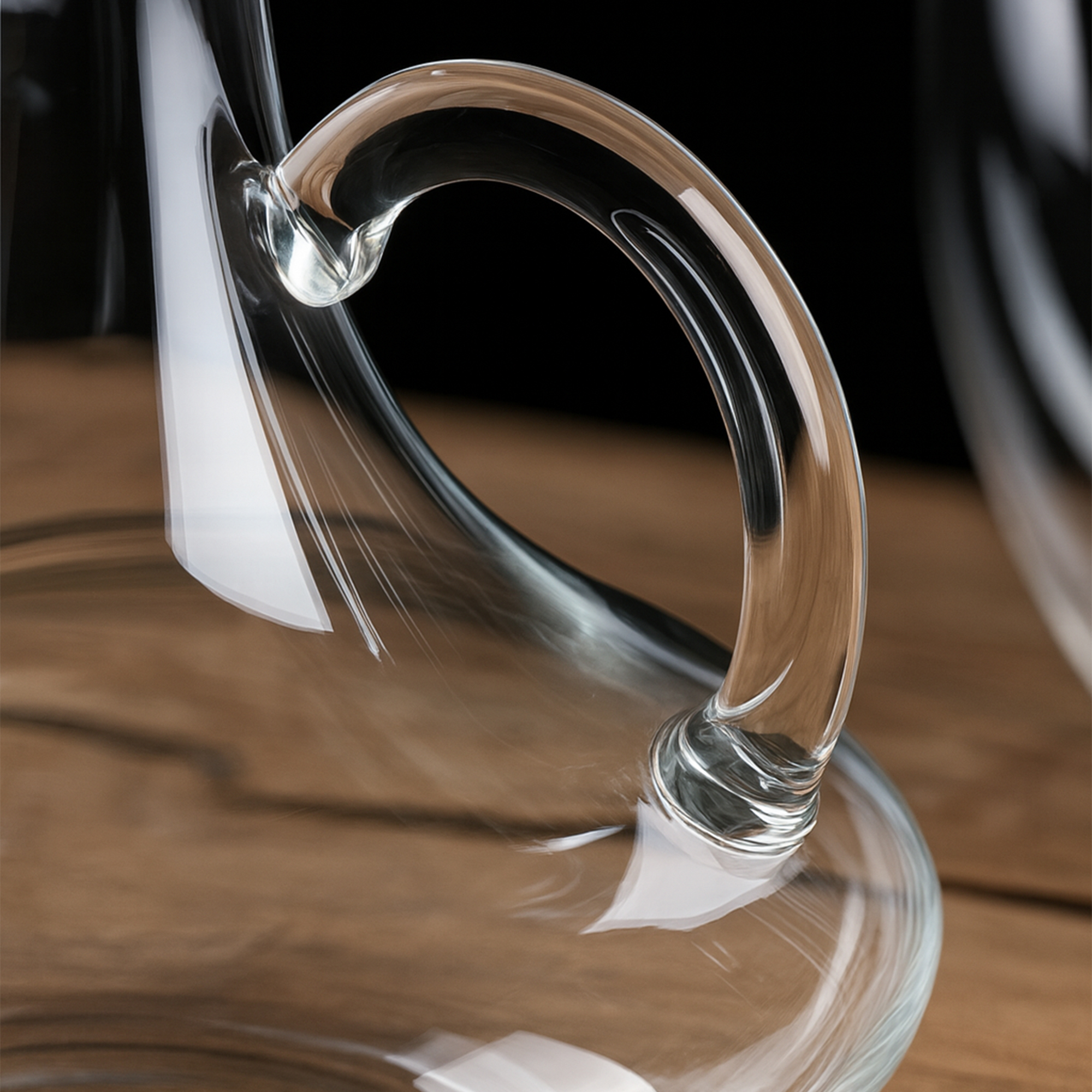 Handled Wine Decanter - Image 8