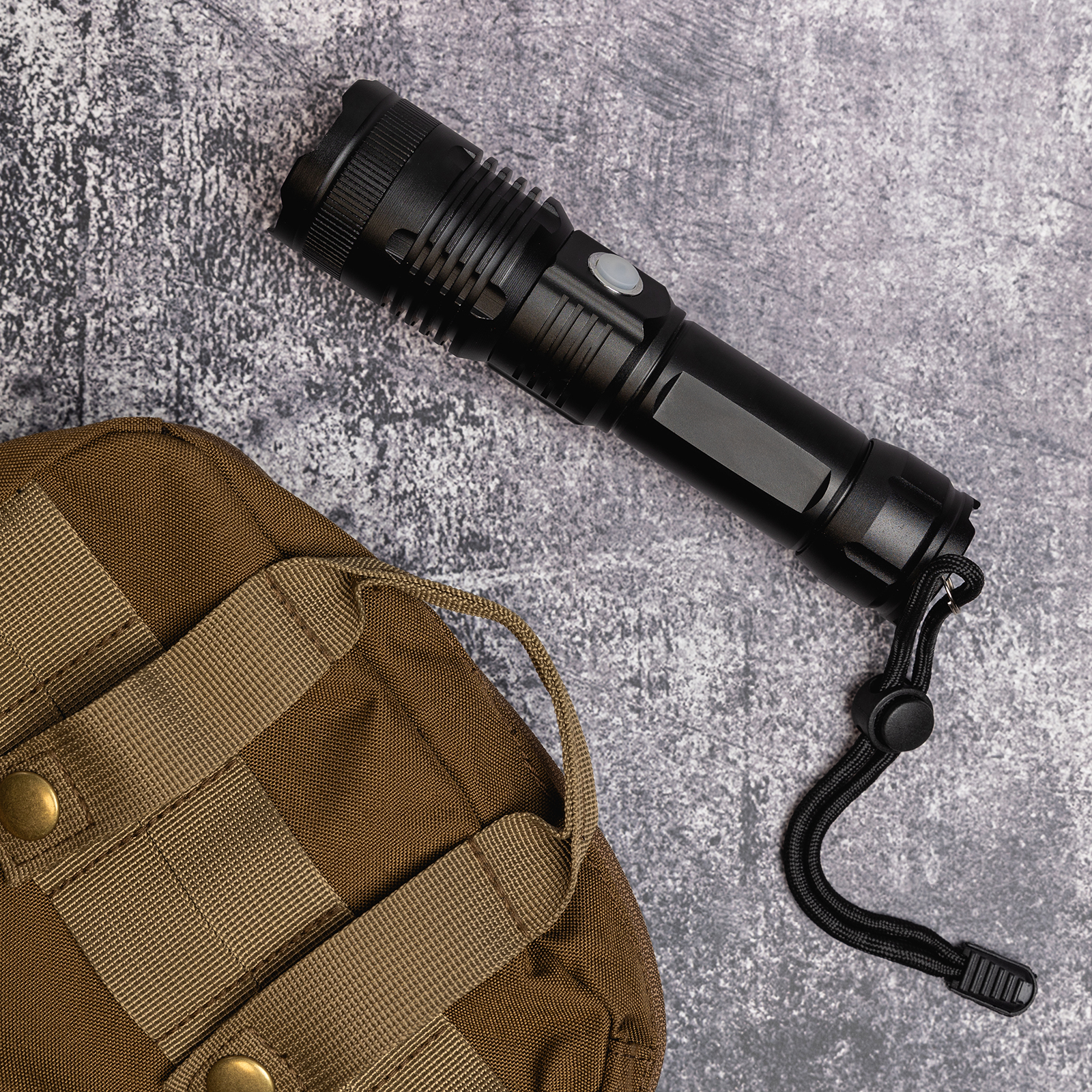 Lumi Rechargeable Torch - Image 10