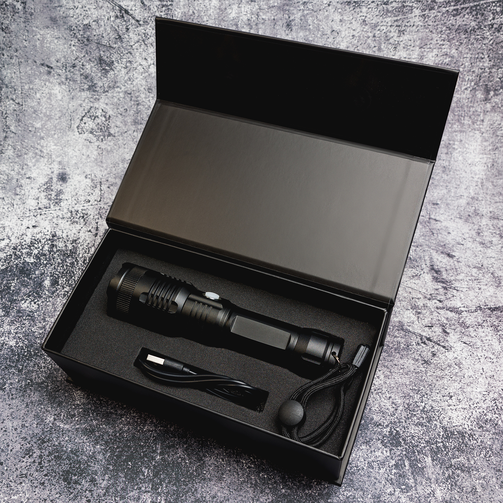Lumi Rechargeable Torch - Image 11