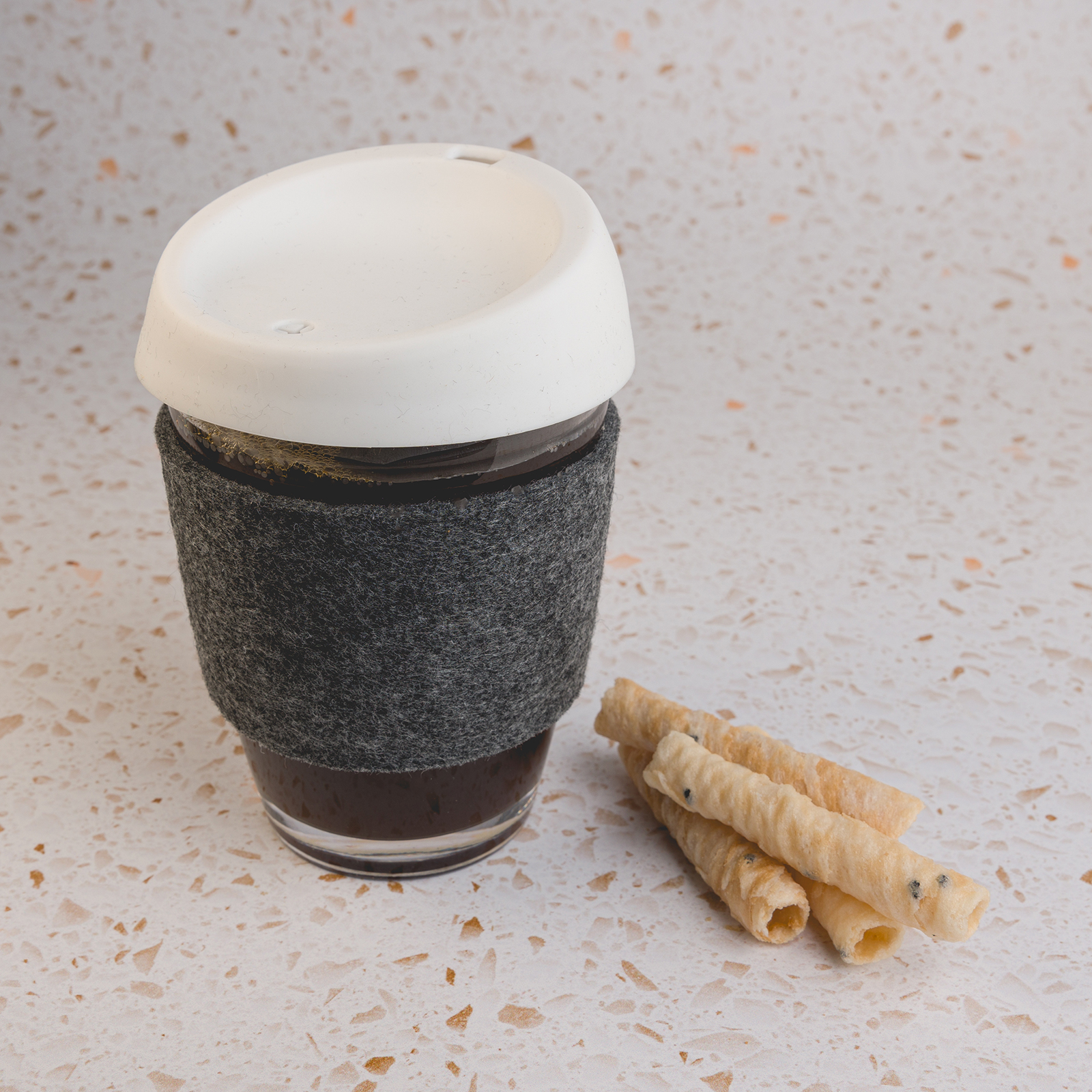 Vienna Coffee Cup / Silicone Lid / RPET Band - Image 9