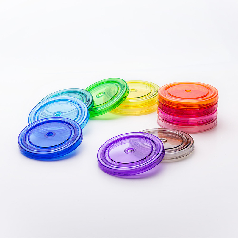 16oz Plastic Cups with Lids & Straws - Image 17
