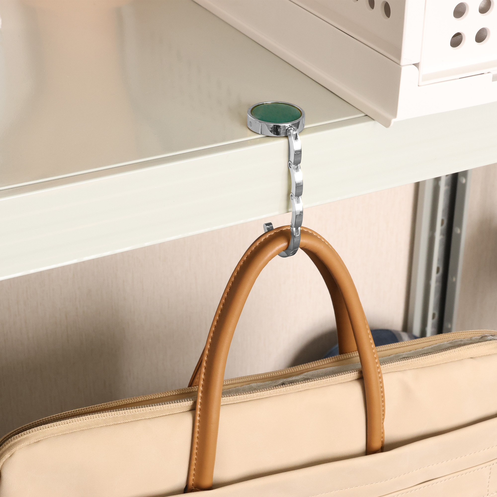 Round Foldable Desk Hook - Image 7