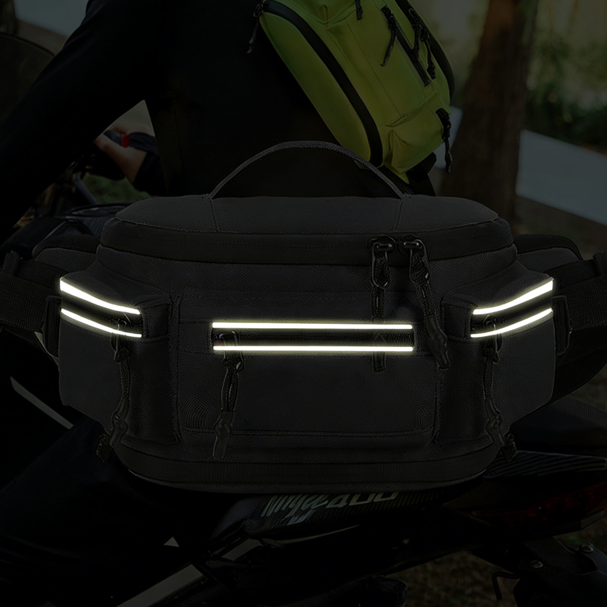 Expandable Bum Bag - Image 8