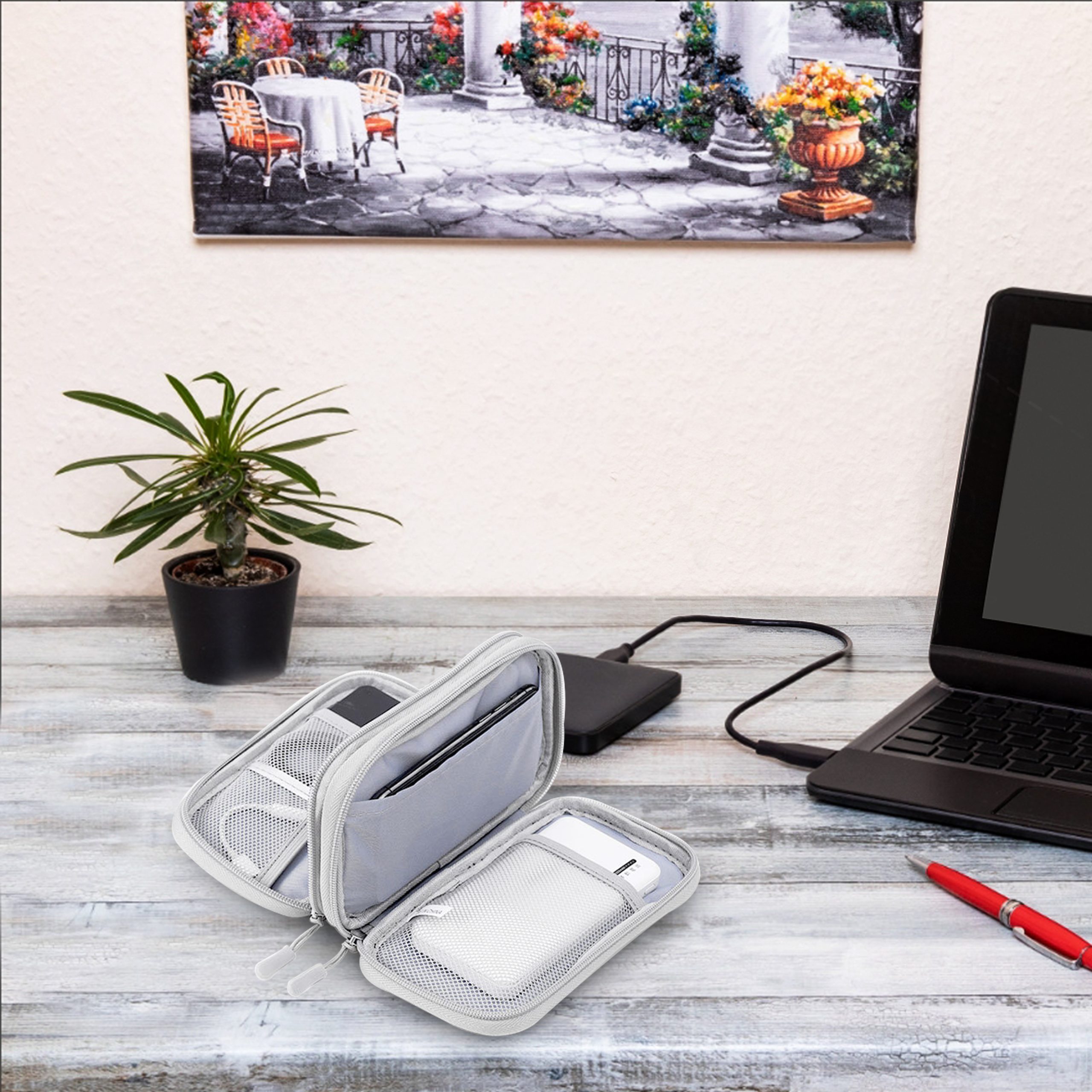 Electronic Accessory Organiser Bag - Image 9