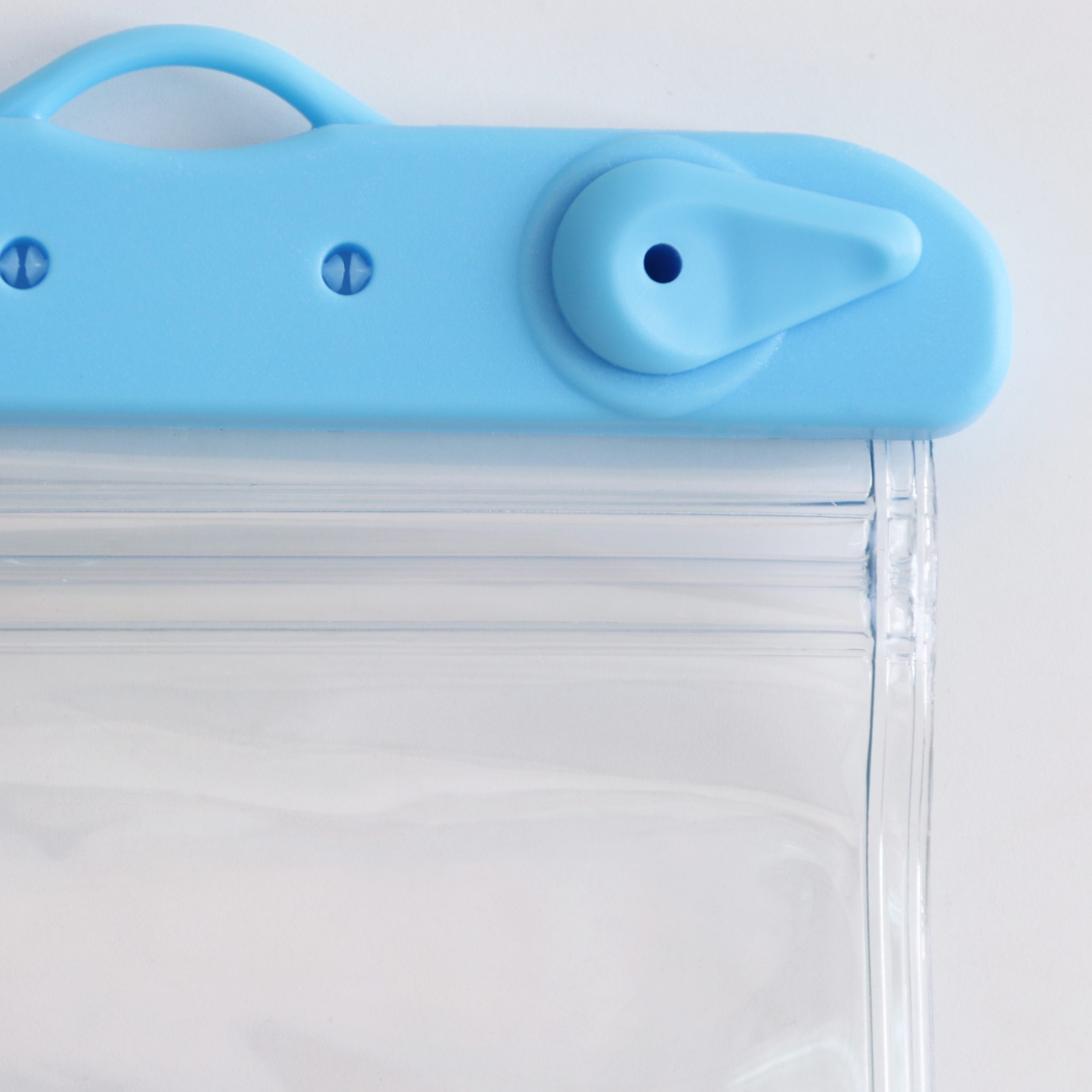 Waterproof Mobile Pouch - Image 14