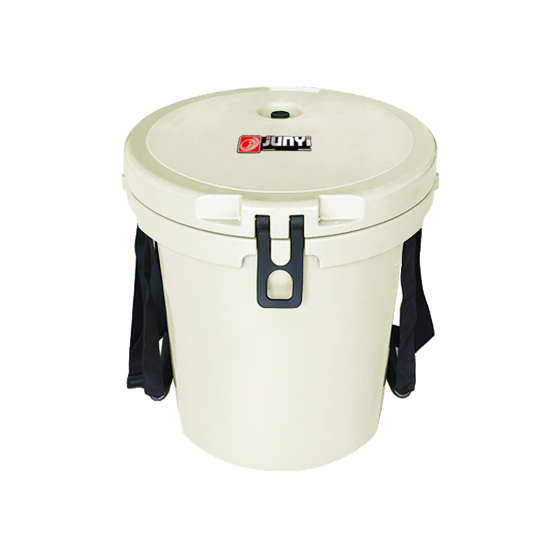 15L Ice Bucket with Handy Rope - Image 10