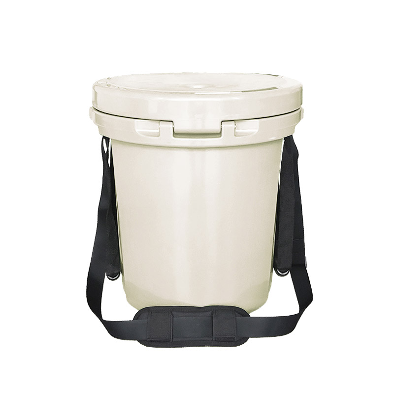15L Ice Bucket with Handy Rope - Image 11
