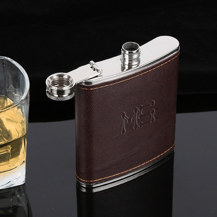 Classic Hip Flask - Image 14