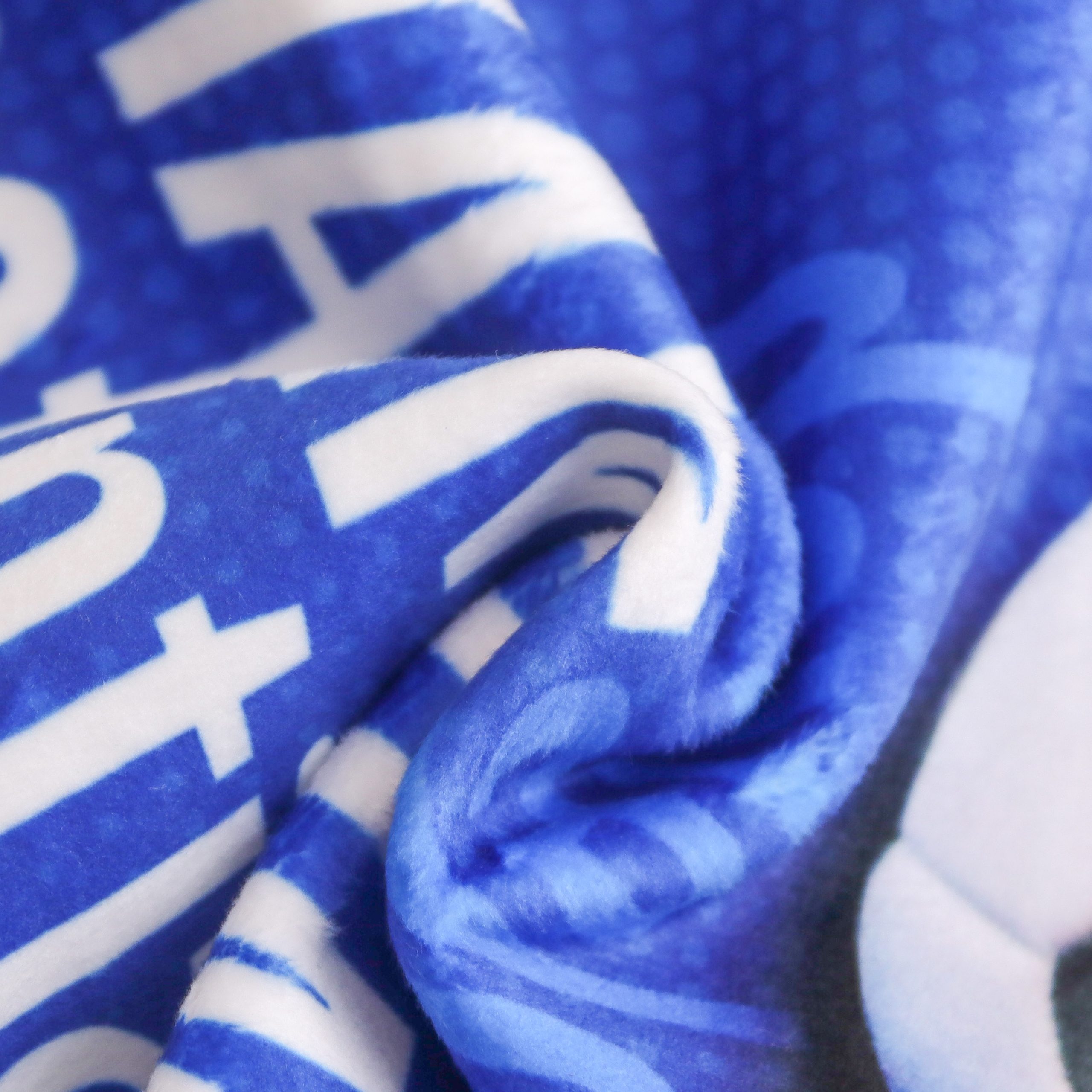 Colour Sports Towel (50x100cm) - Image 7