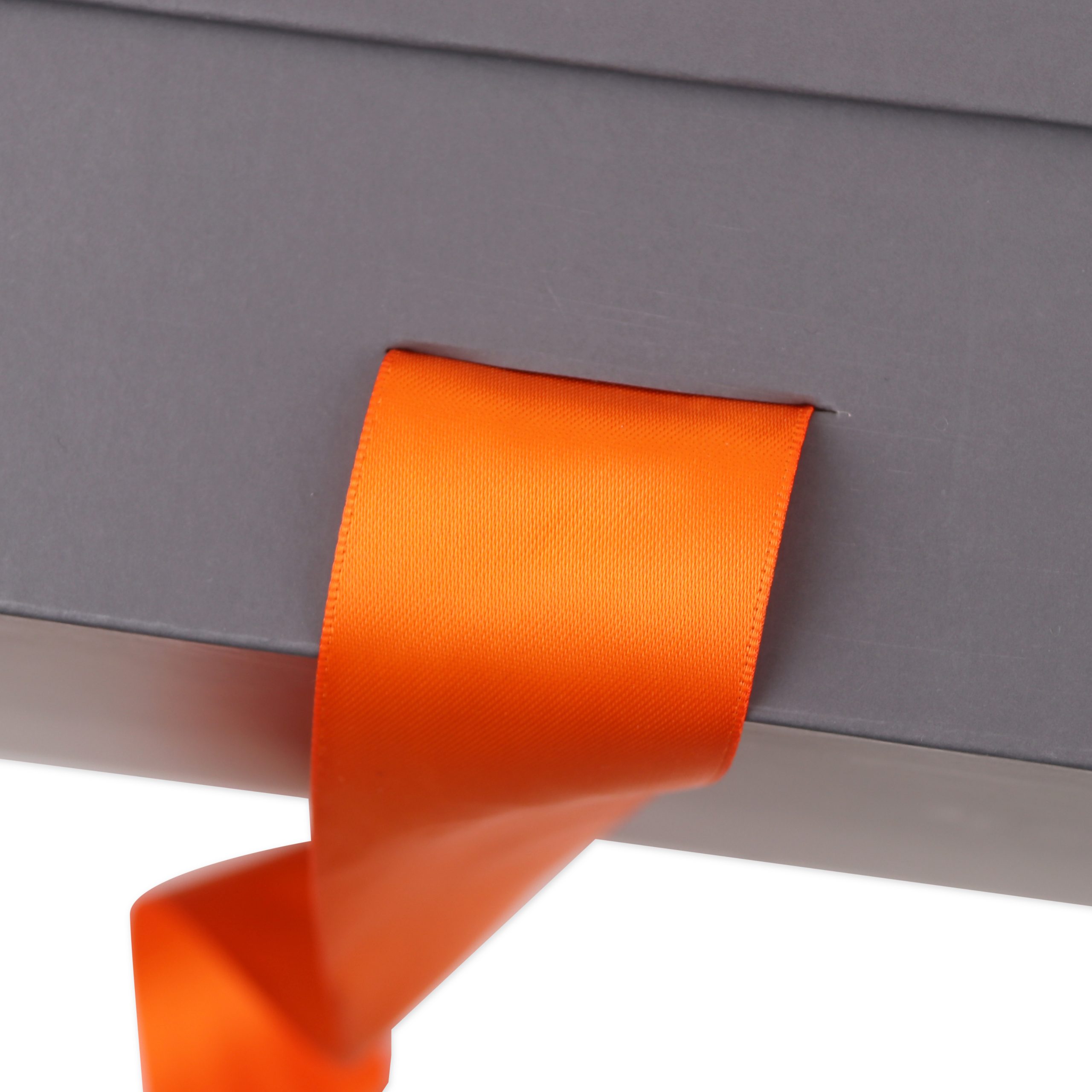 Small Foldable Magnetic Box with Ribbon - Image 7