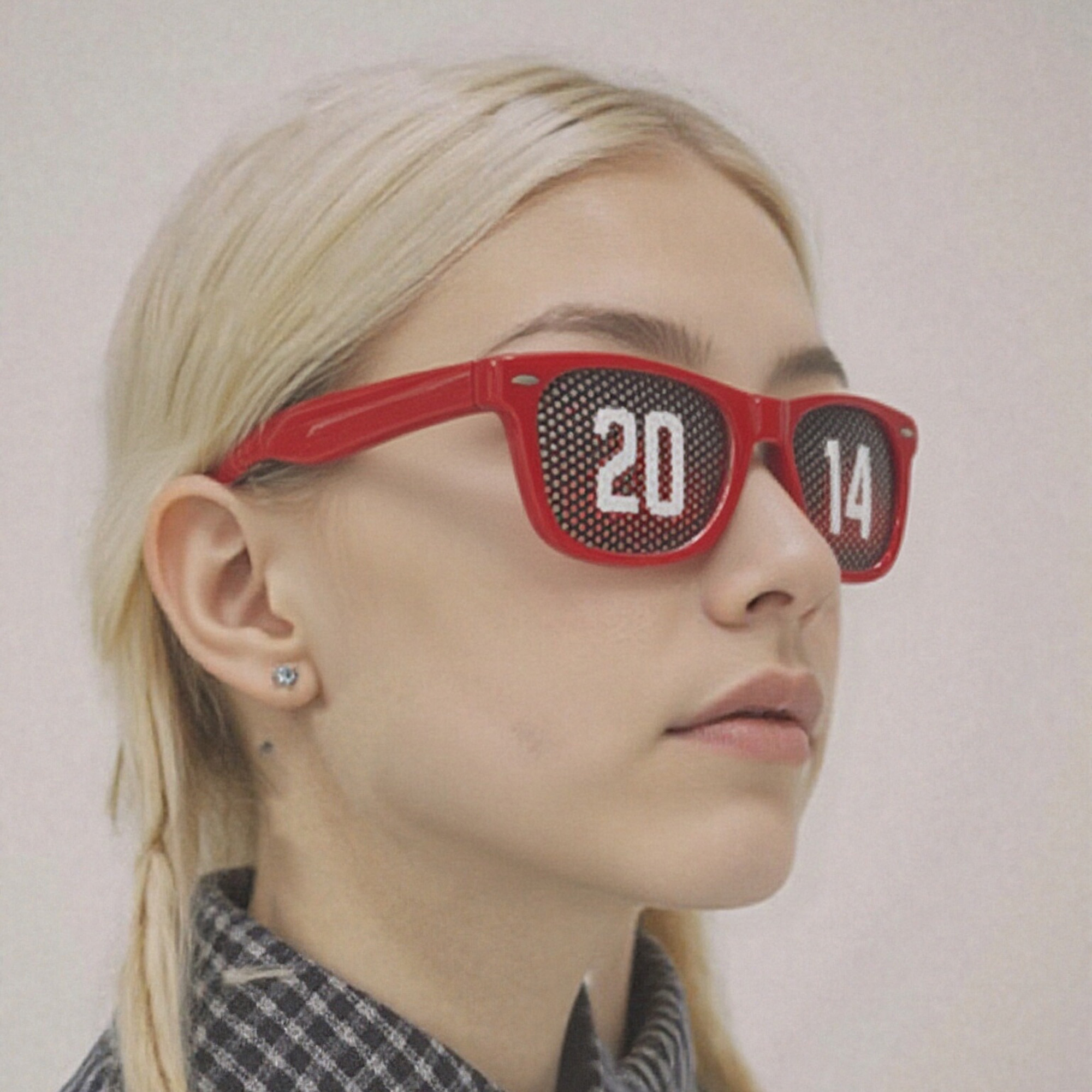 Pinhole Sticker Party Glasses - Image 6