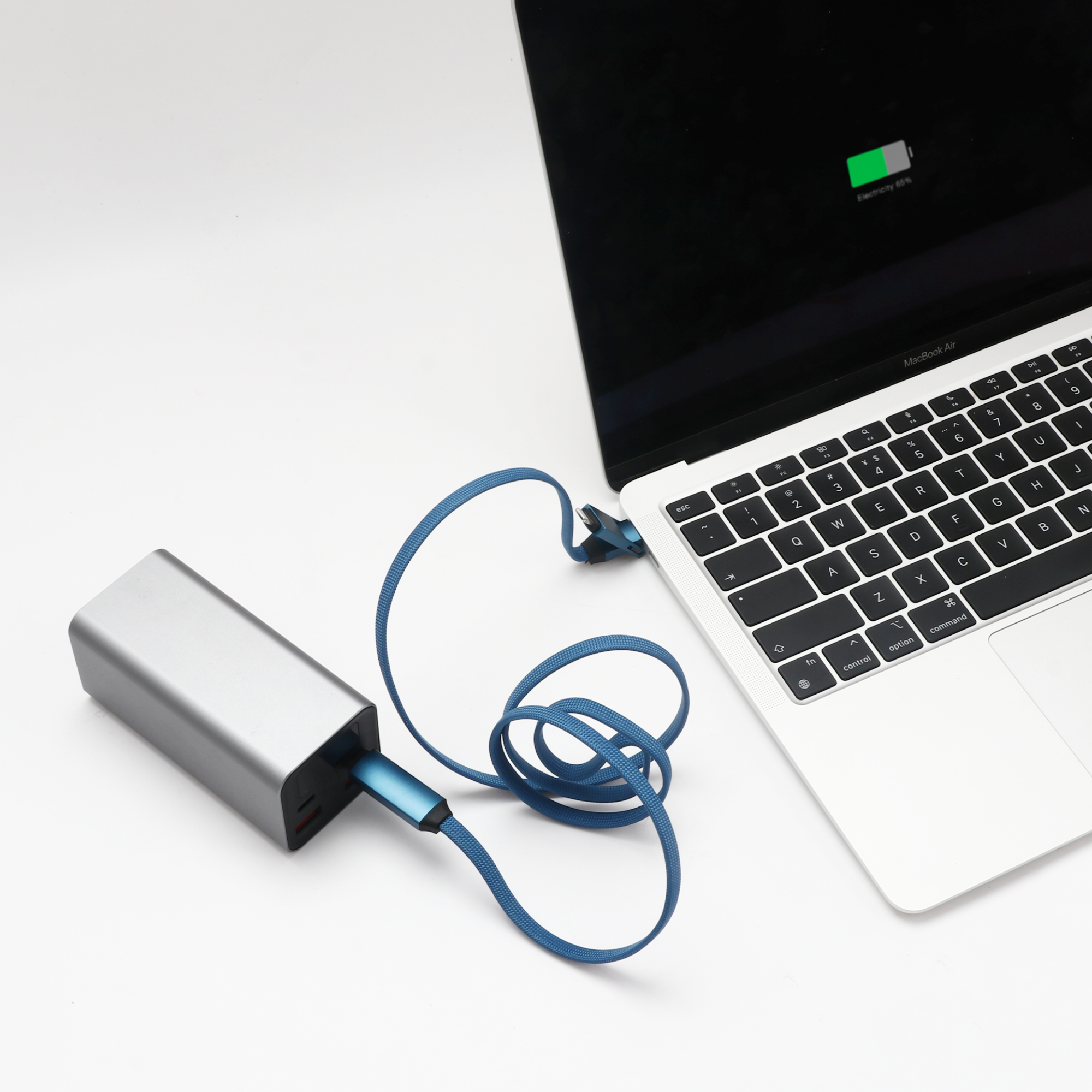 60W Long 3-In-1 Charging Cable - Image 12