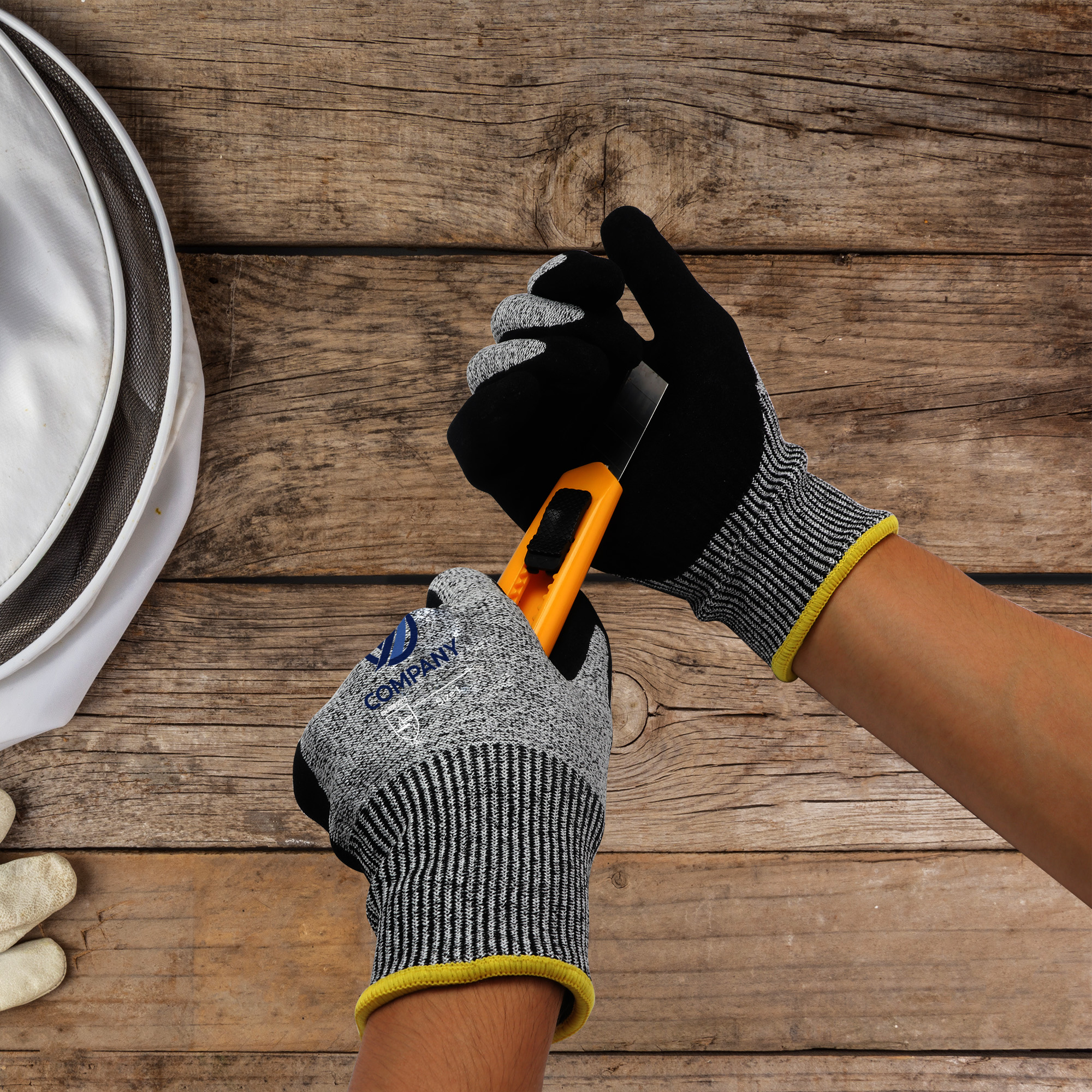 Cut Resistant Nitrile Gloves - Image 7