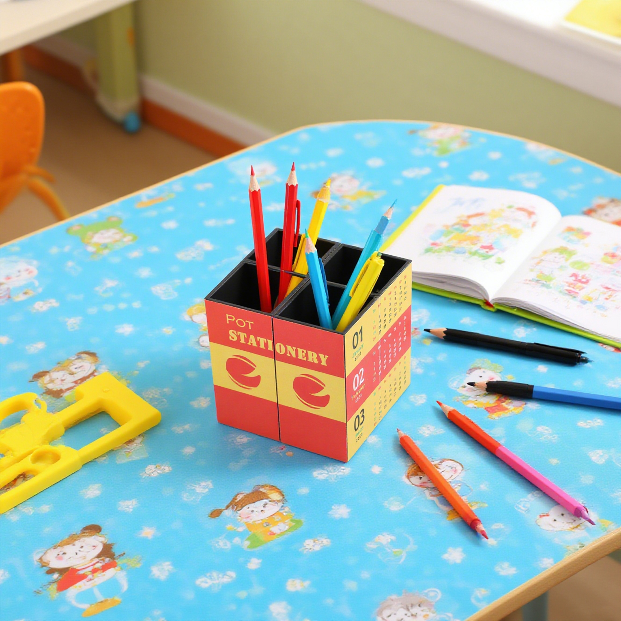 Four-panel Foldable Pen Holder - Image 5