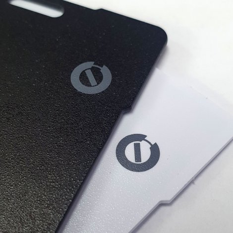 Carbon Bluetooth Tracker - Image 4
