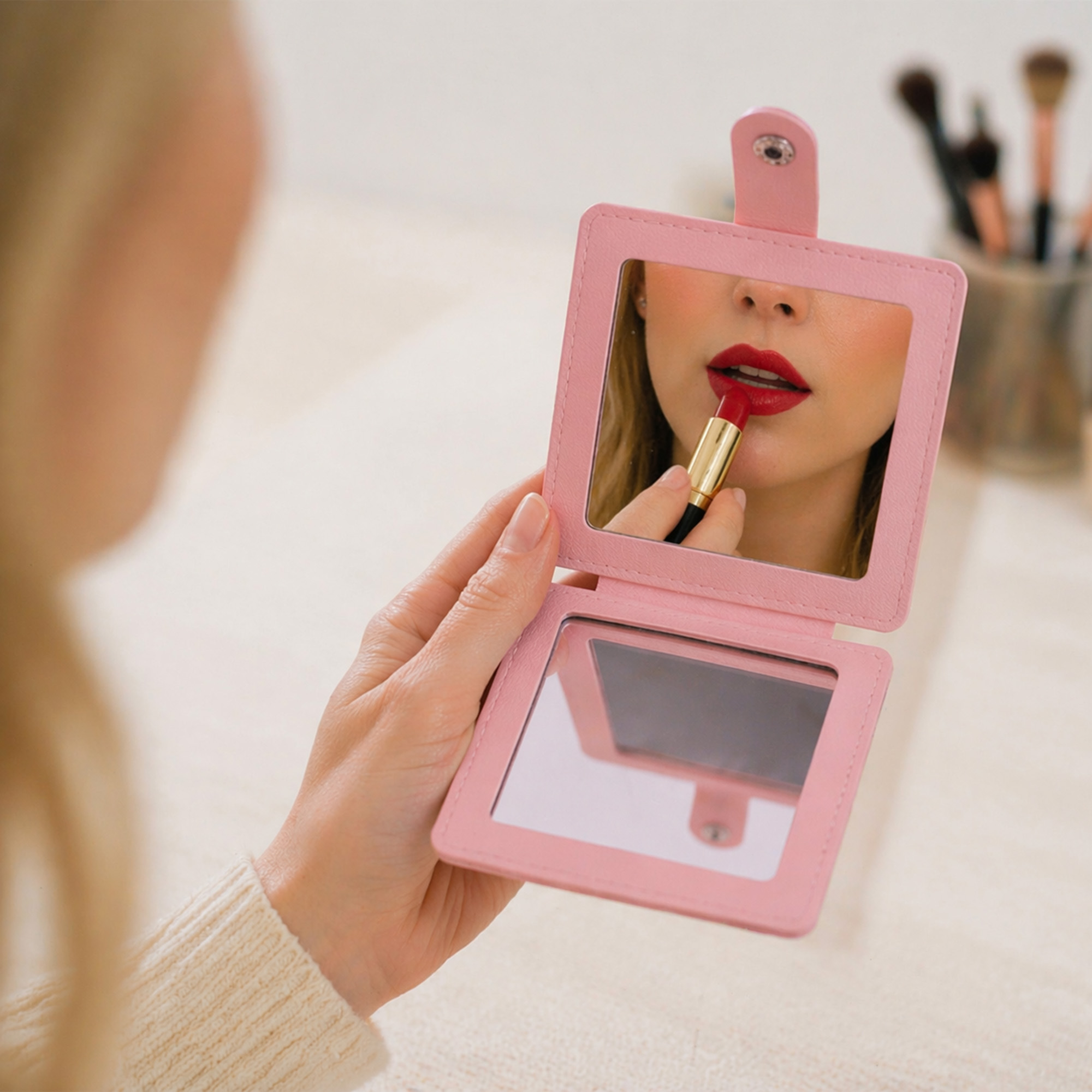 Suqare Folding Pocket Mirror - Image 9