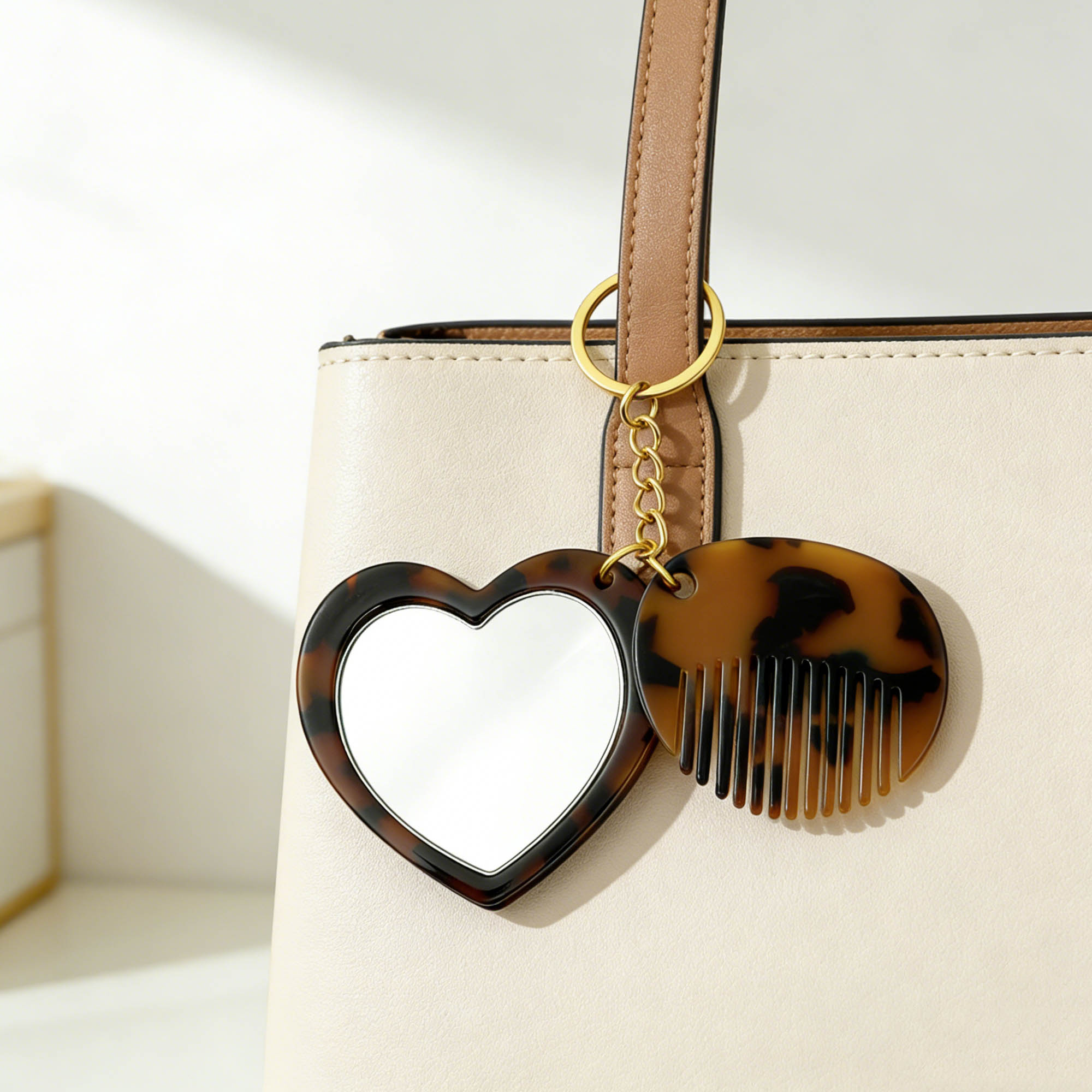 Mini Acetate Mirror Comb Keyring - Image 7