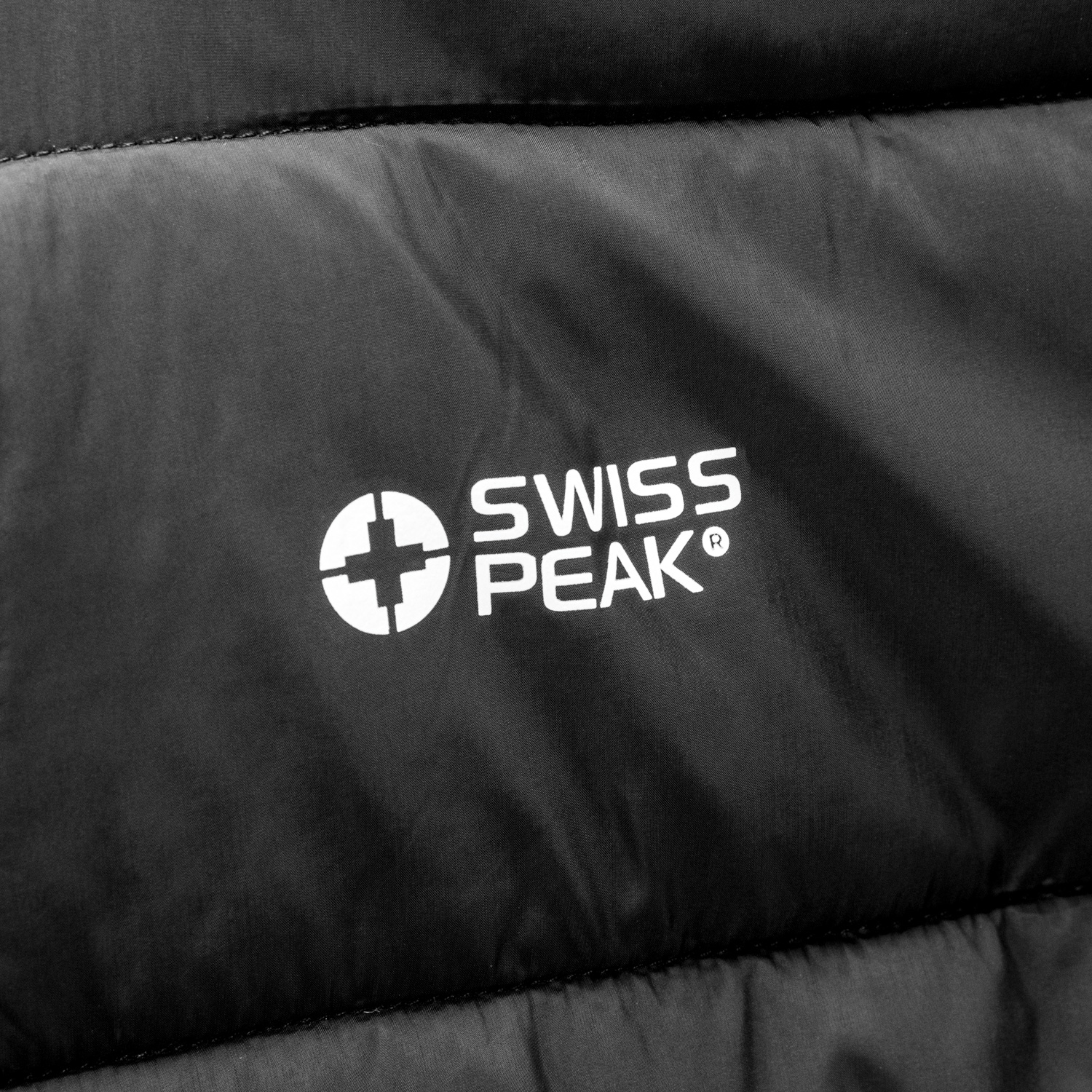 Swiss Peak Urban Unisex Puffer Vest - Image 8